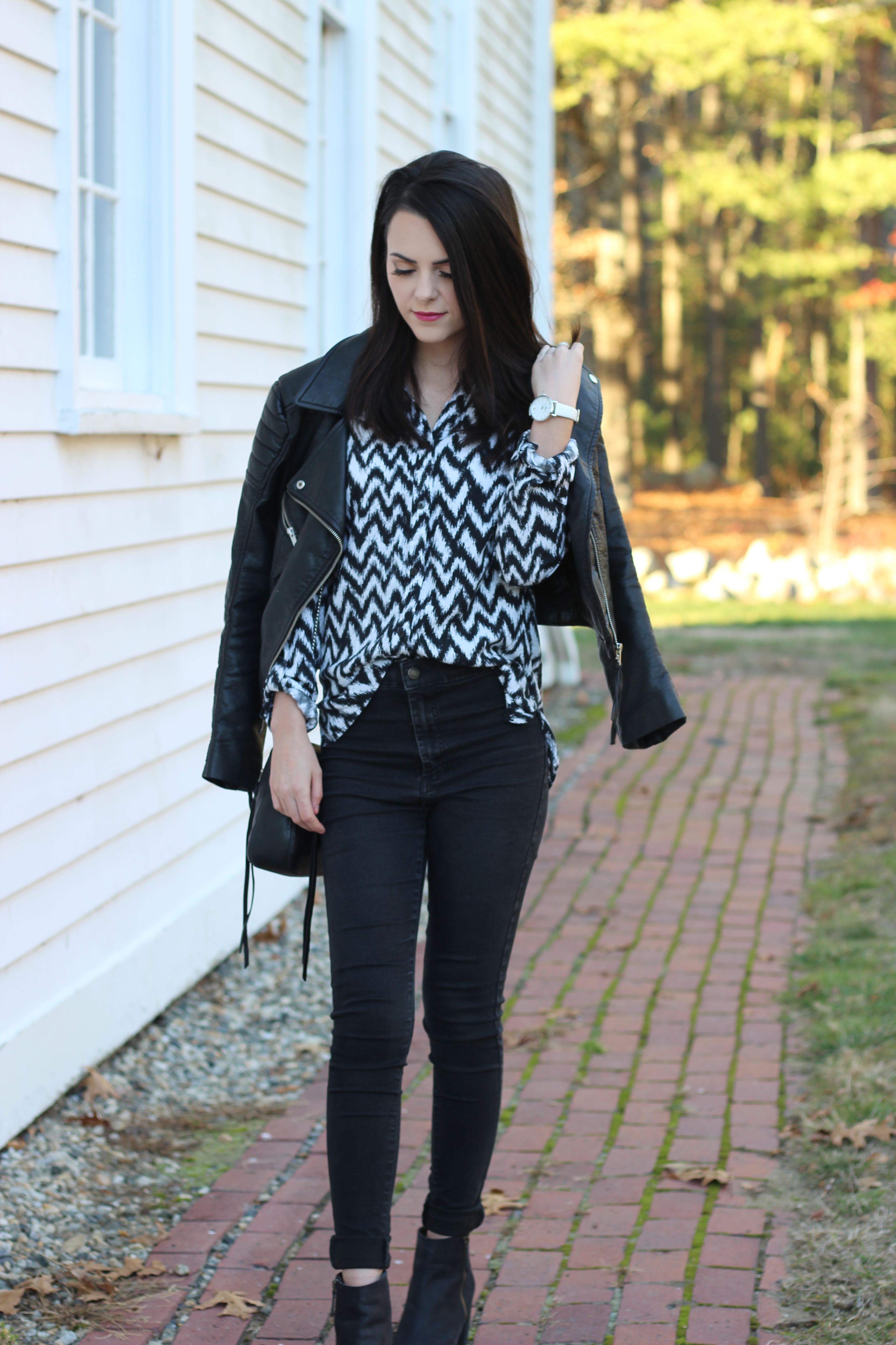 Edgy Fall Outfit Look